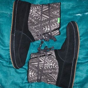 Sonuk Black and White Tribal Print Booties